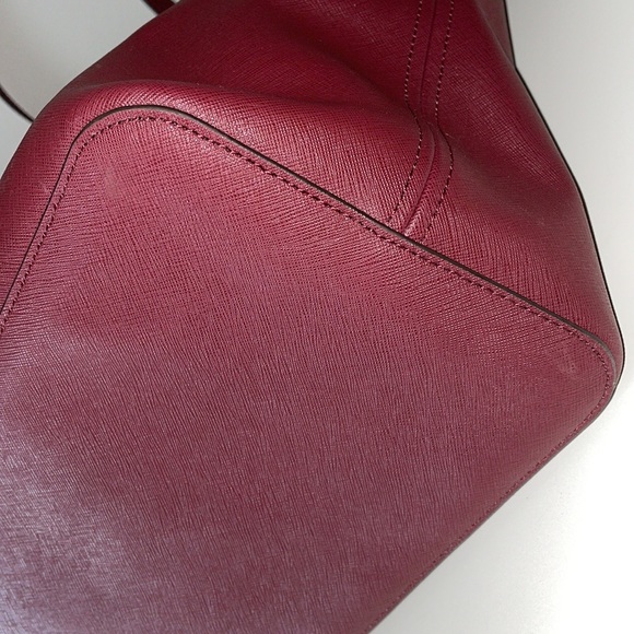 Michael Kors Jet Set Travel Bag/Tote Purse Burgundy - Picture 7 of 14